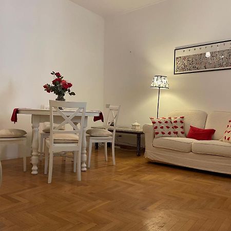 Elegant Apt-Typical Roman Palazzina Pz Alessandria エクステリア 写真