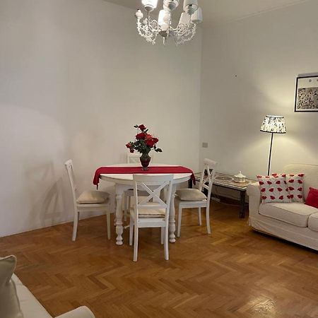 Elegant Apt-Typical Roman Palazzina Pz Alessandria エクステリア 写真