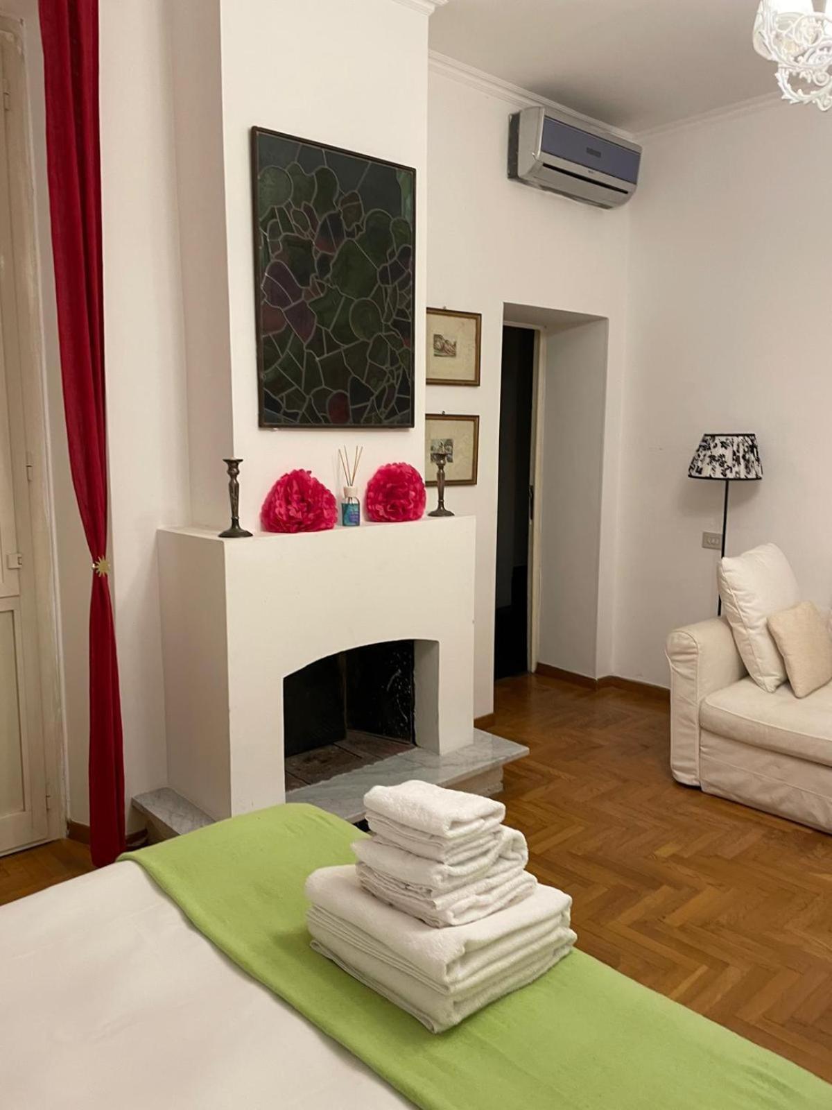 Elegant Apt-Typical Roman Palazzina Pz Alessandria エクステリア 写真